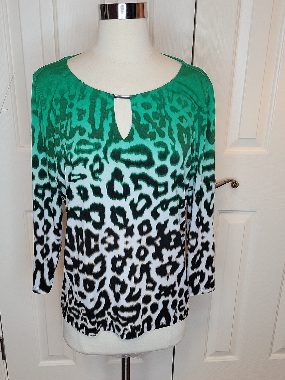 Calvin Klein Green Ombre Leopard Keyhole Long Sleeve Top
